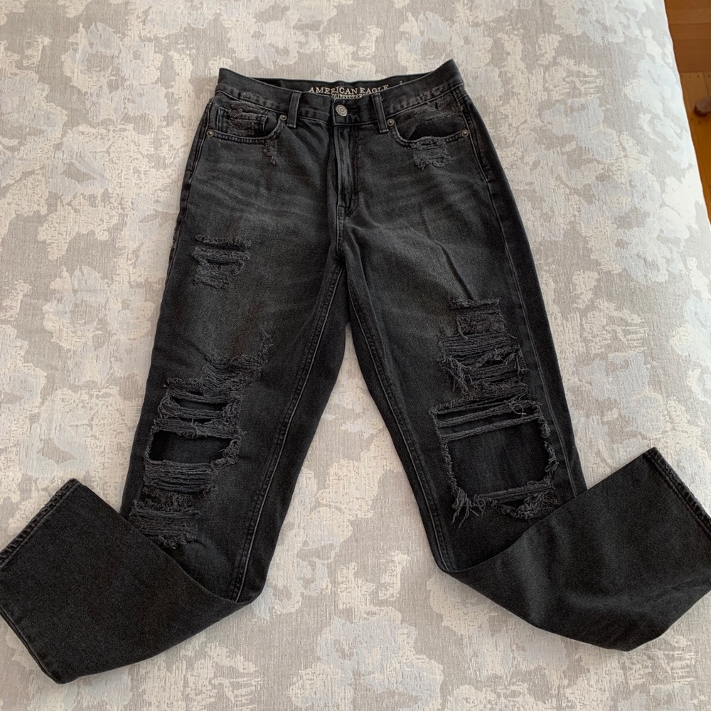 American Eagle Mom Jeans